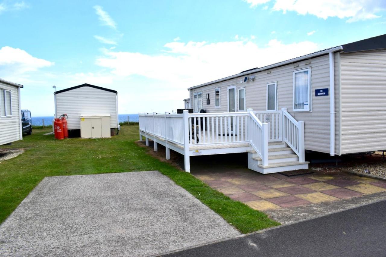 New Sea View Platinum Caravan With Huge Decking Newcastle upon Tyne Exterior photo