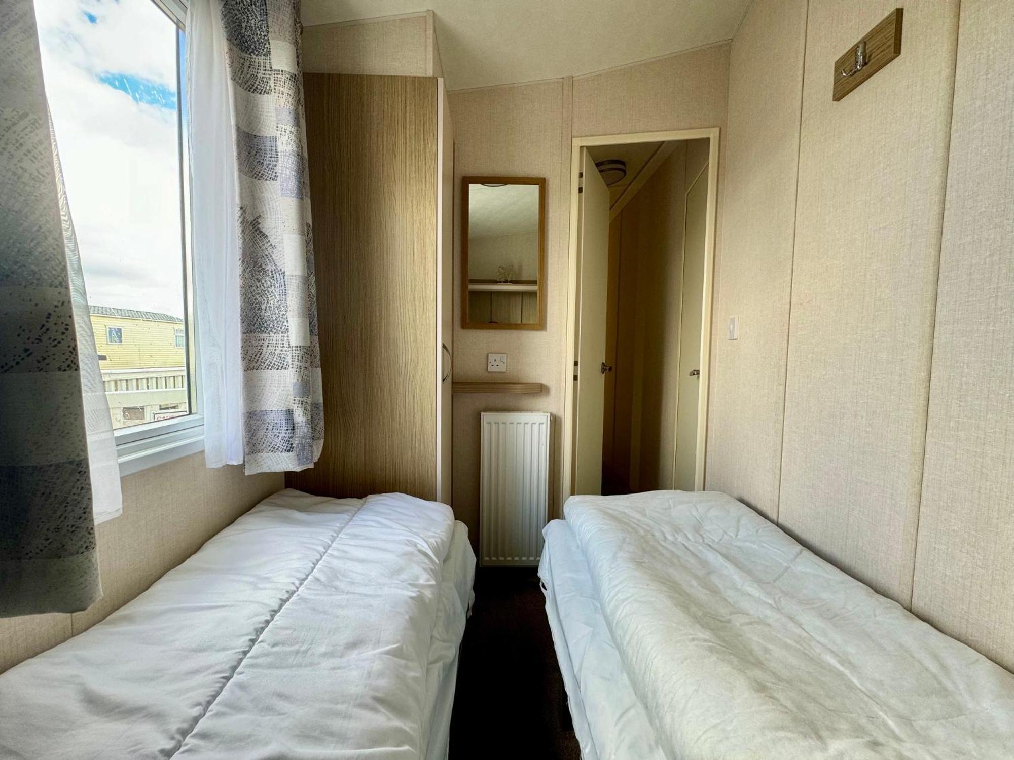 New Sea View Platinum Caravan With Huge Decking Newcastle upon Tyne Exterior photo